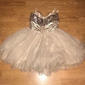 Xtraordinary Dresses - Gold dress for homecoming Xtraordinary Dresses - Gold dress for homecoming